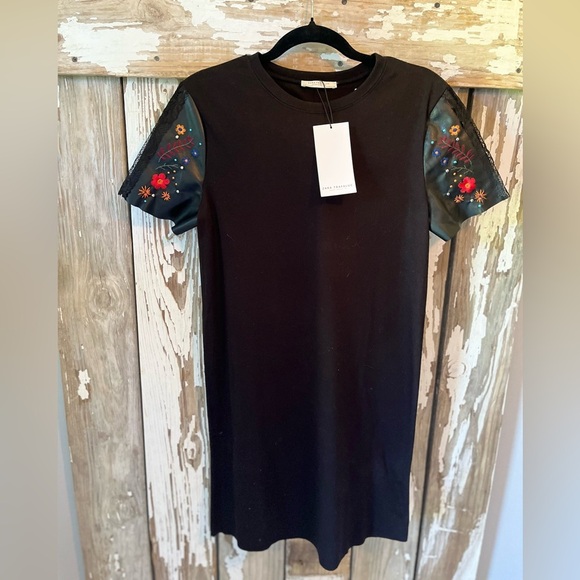 Zara Trafaluc Dress Black with Faux Leather sleeves w/ embroidery Size Small - Picture 3 of 6
